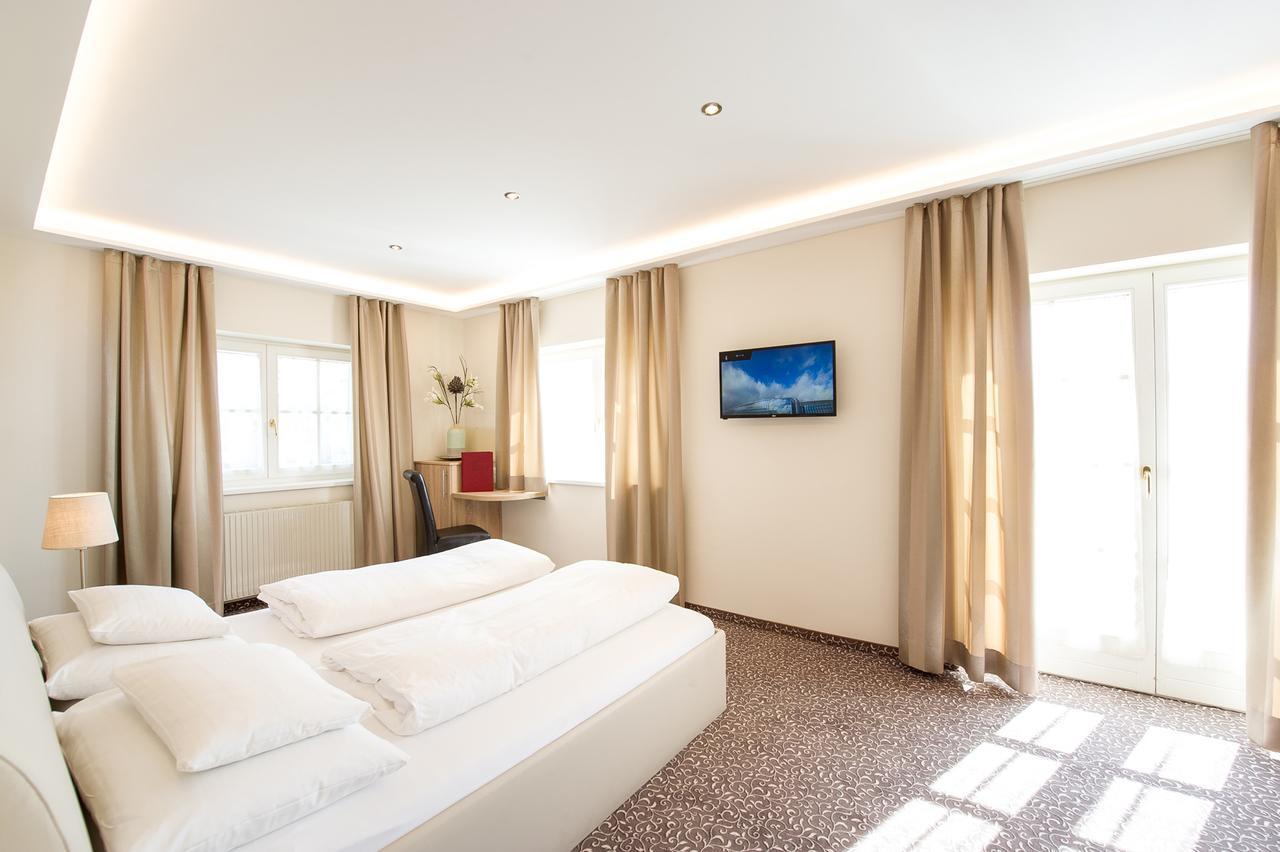 Lust Und Laune Hotel Am Woerthersee Portschach am Woerthersee Exterior photo
