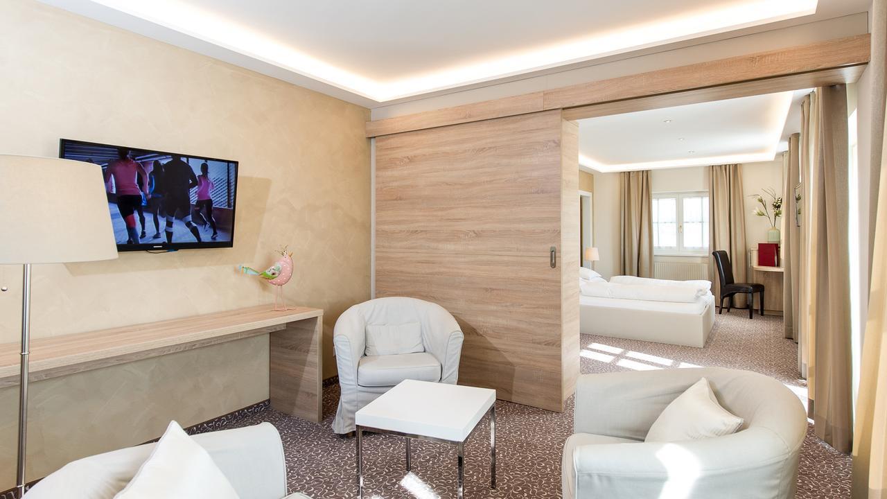Lust Und Laune Hotel Am Woerthersee Portschach am Woerthersee Exterior photo