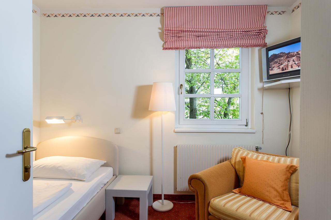 Lust Und Laune Hotel Am Woerthersee Portschach am Woerthersee Exterior photo